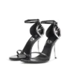 Sandales D-Ten&Half Sandales à talons aiguilles D-Ten&Half en cuir verni et satin