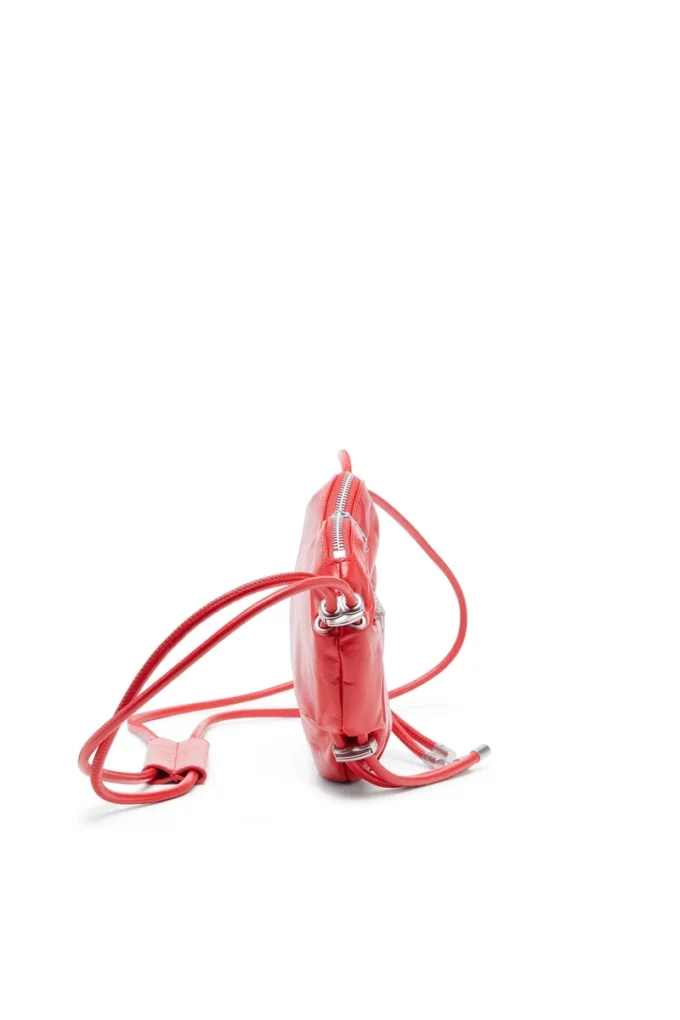 scrunch-d heart Sac à bandoulière Scrunch-D-Heart en cuir froissé