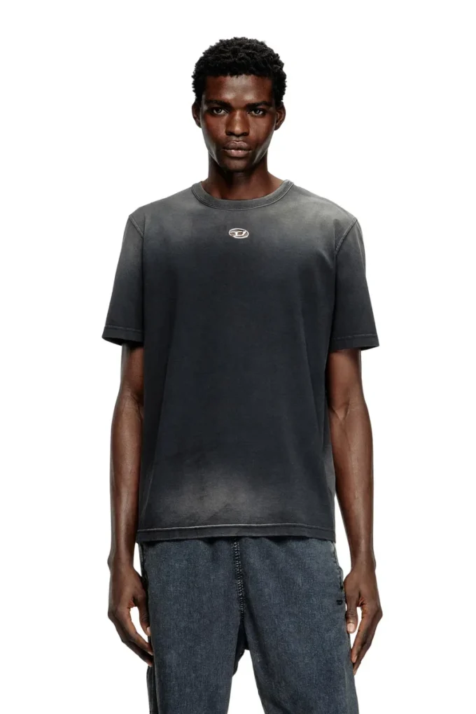 t-adjust-t1 T-shirt délavé avec découpe ovale D