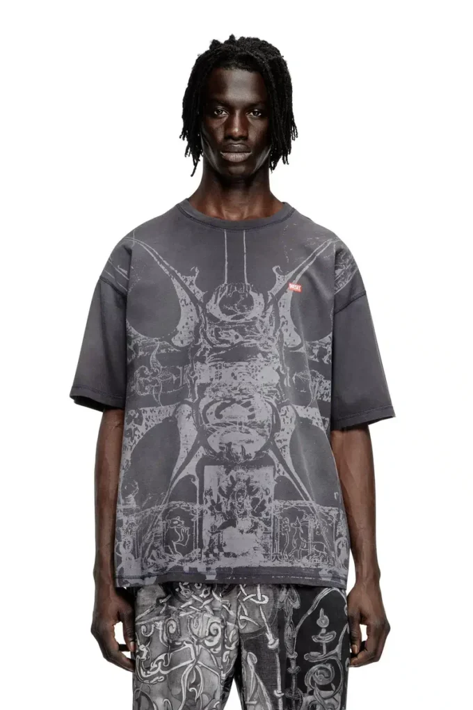 t-boxt-t13 T-shirt avec imprimé médiéval ton sur ton