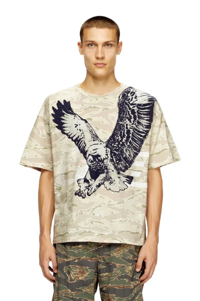 t-boxt-t14 T-shirt camouflage avec imprimé aigle