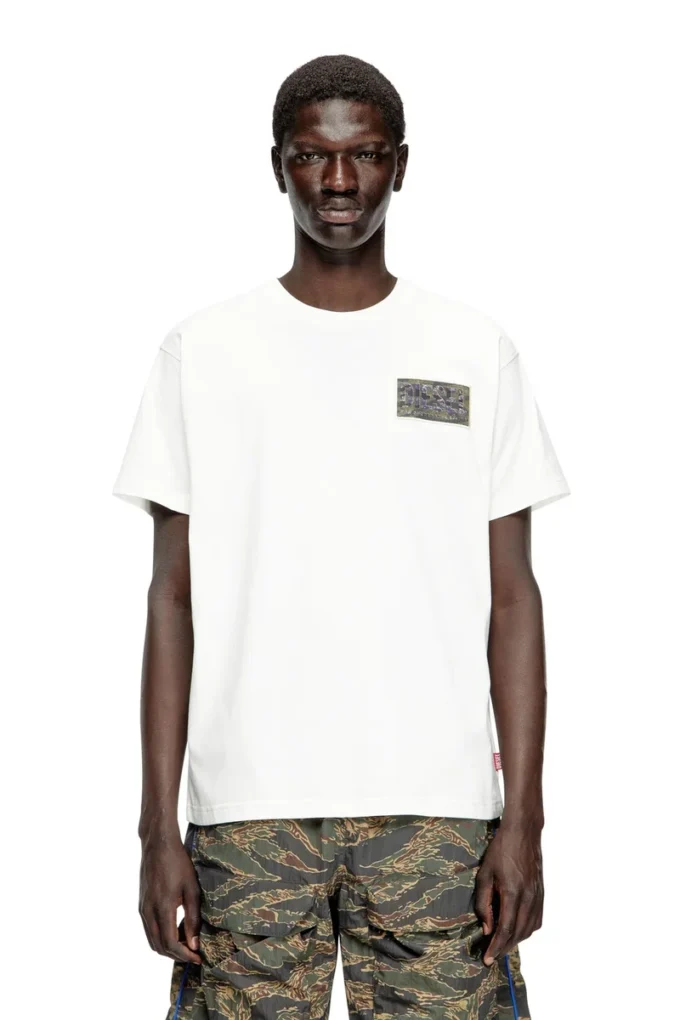 t-norm-t3 T-shirt avec patch logo camouflage