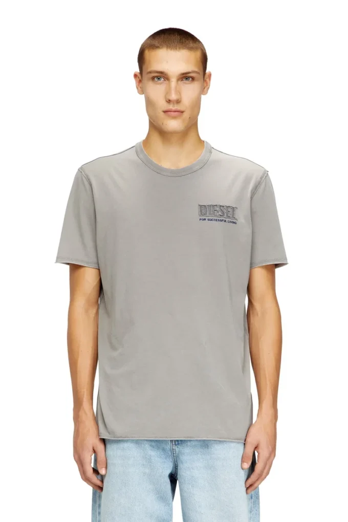 t-rawjust-v1 T-shirt délavé à l&rsquo;acide avec bords bruts