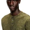 T-shirt Henley en jersey côtelé large traité