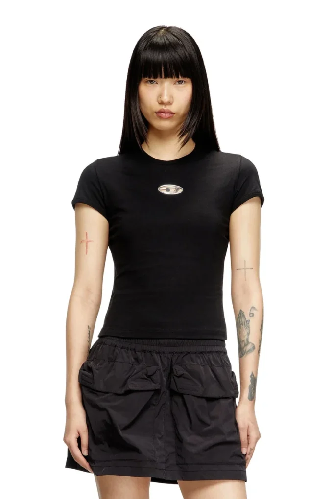 t-uncutie-long-od-q1 T-shirt slim fit avec découpe ovale D