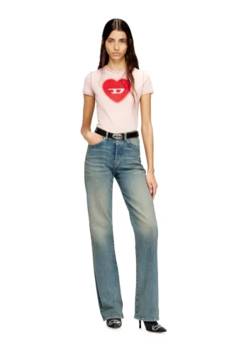 t-uncuties-long-s5 T-shirt slim avec imprimé cœur et clous