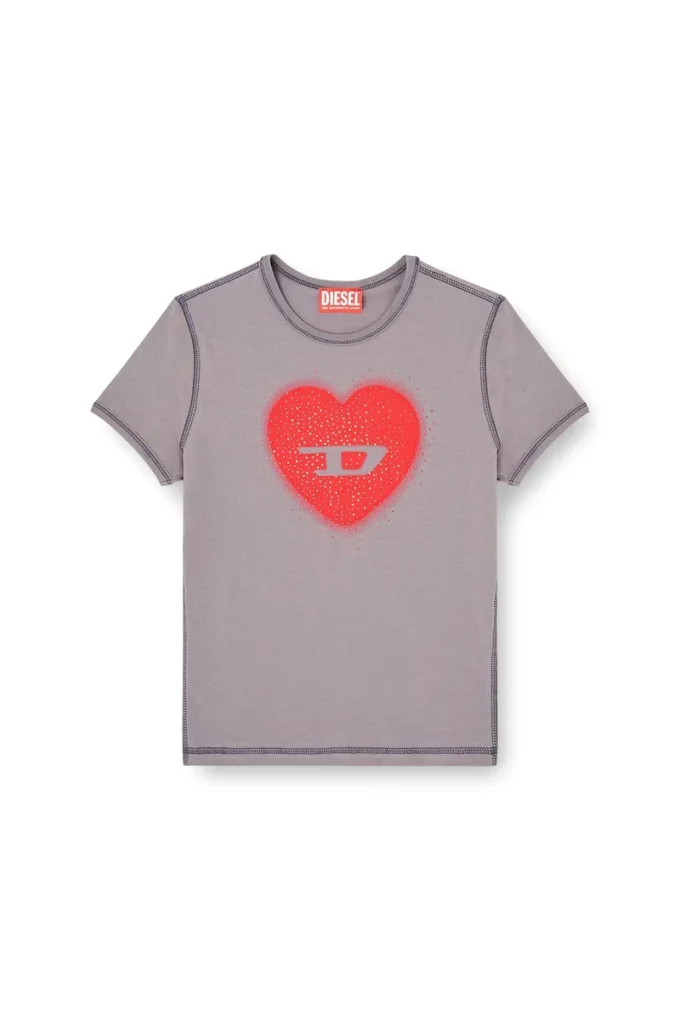 t-uncuties-long-s5 T-shirt slim avec imprimé cœur et clous
