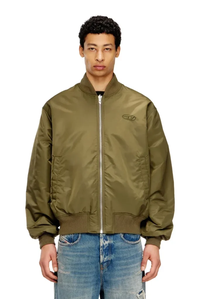 w-type-d1 Blouson bomber rembourré avec broderie Oval D