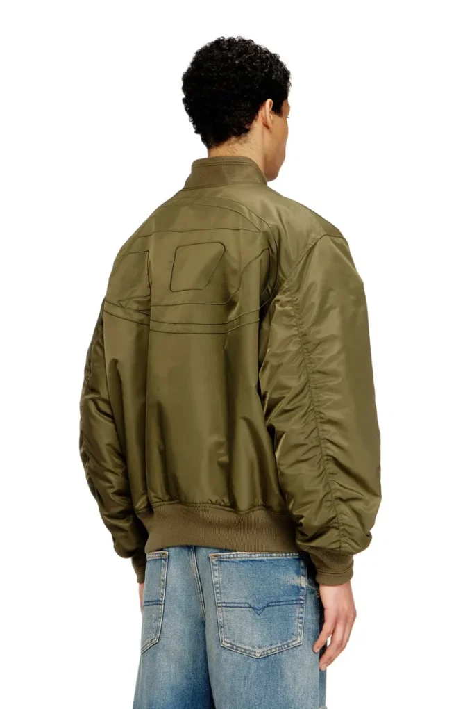 w-type-d1 Blouson bomber rembourré avec broderie Oval D